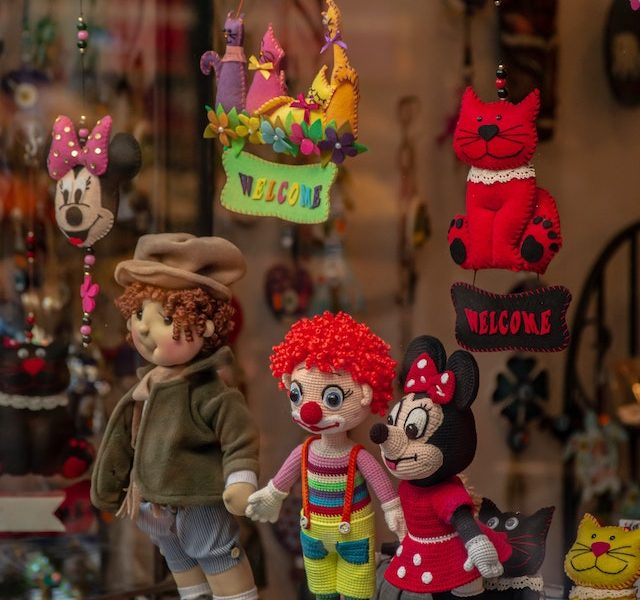 Plush Toys & Ornaments