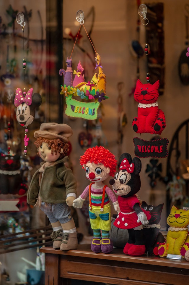 Plush Toys & Ornaments