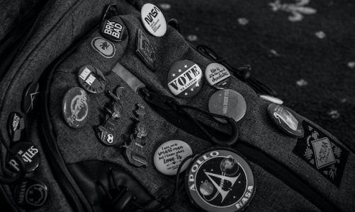 Funny Pinbacks & Personalized Magnets – Perfect For Your Christmas Stockings