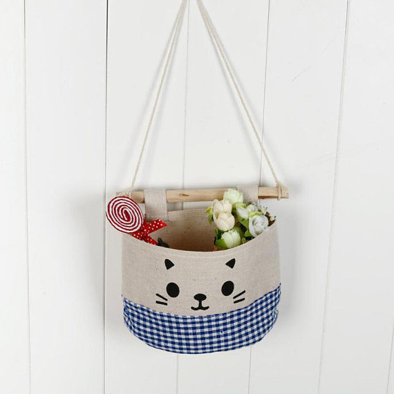 Mini Hanging Cat Linen Storage Bag by Tia & Tod