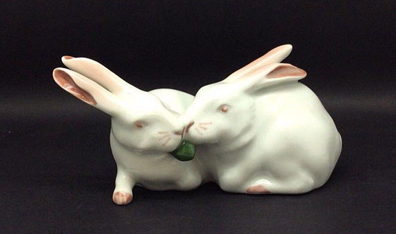 vintage-royal-copenhagen-porcelain-figurine-bunny-rabbits-1964-rare-065-570x336-9612426